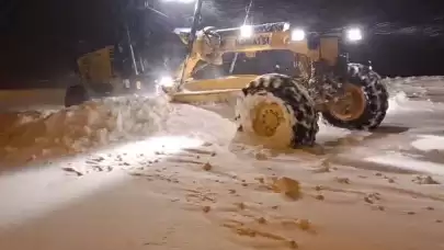 Kars'ta eğitime ve ulaşıma kar engeli