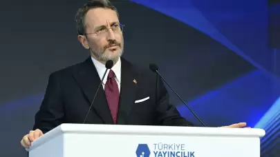 İletişim Başkanı Fahrettin Altun'dan dijitalleşme ve dezenformasyon uyarısı