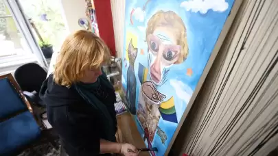 Babaeski'den başarı hikayesi: Füsun Sünnetçioğlu'nun resim sergileri 7 ülkede!