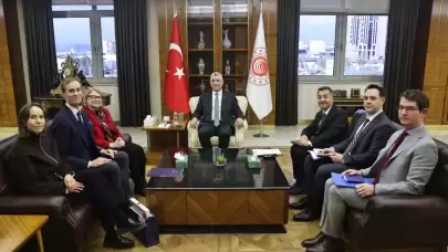 Ticaret Bakanı Bolat, Finlandiya'nın Ankara Büyükelçisi Hamalainen'i kabul etti