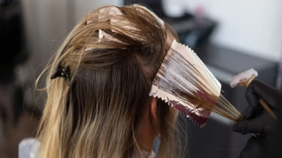 Açık veya koyu karamel saç rengi evde nasıl elde edilir?