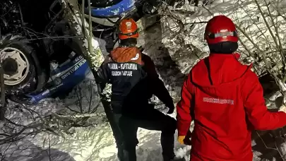 Kar yağışı nedeniyle mahsur kalan 22 kişi kurtarıldı