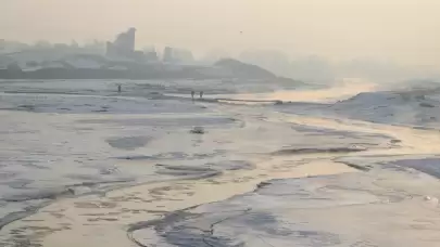 Ağrı'da kar yağışı aralıksız sürüyor, vatandaşlar tedbirli olmalı!