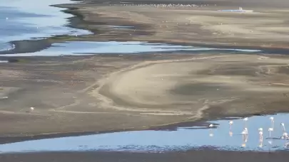 Didim ve Çeşme'de alarm: Deniz suyu kıyıdan çekiliyor