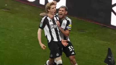 Arsenal’i yenen Newcastle United finalde