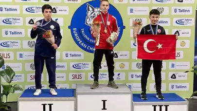 Milli atıcı Eren Kalfa'dan Tallin'de bronz madalya