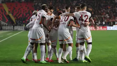 Galatasaray'da 4 futbolcu cezalı duruma düştü