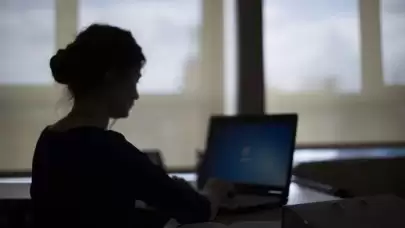 Vedat Işıkhan duyurdu: Kadınlara 10 milyon euroluk hibe desteği