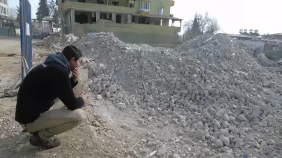 Büyük depremin ikinci yılı: Bir baba ve kızının enkaz altında 132 saatlik direnişi