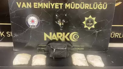 Van'da uyuşturucu operasyonu: 7 kilo 415 gram sentetik uyuşturucu ele geçirildi