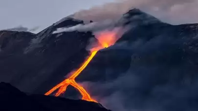 Etna Yanardağı harekete geçti