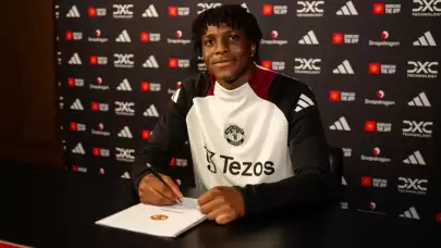 Manchester United, Patrick Dorgu'yu transfer etti