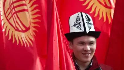 Kırgızistan’da öze dönüş: Soyadı yasası değişti!