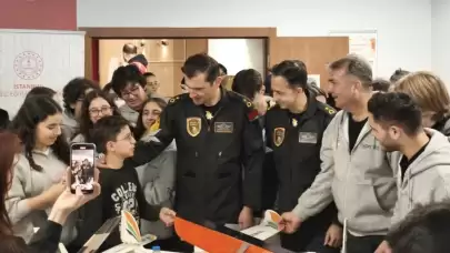 SOLOTÜRK pilotları gençlerle buluştu