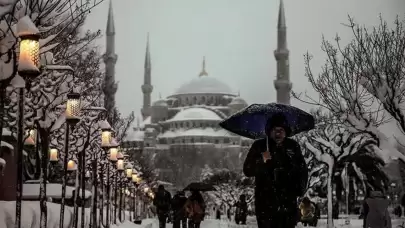 İstanbul'a beklenen kar geldi