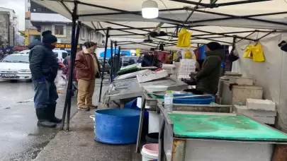 Hava koşulları balıkçıları olumsuz etkiliyor