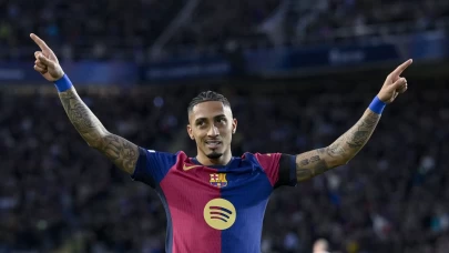 Manchester United'tan Raphinha için Barcelona'ya servet!