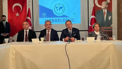 İletişim Başkanı Fahrettin Altun Türkiye Basın Federasyonu'nun iftarına katıldı