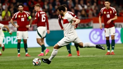 Hakan Çalhanoğlu, A Milli Takım tarihine geçti