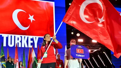 Türkiye Kadın Boks Milli Takımı, Dünya Şampiyonası'nda üçüncülük elde etti!