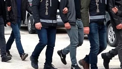 Adana'da uyuşturucu operasyonu: 39 şüpheliden 27'si tutuklandı