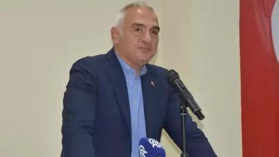 Bakan Ersoy: Dünyanın dört bir yanında Antalya'yı tanıtmayı sürdüreceğiz