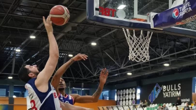 Türkiye Basketbol Ligi 30. hafta 6 maçla sürdü