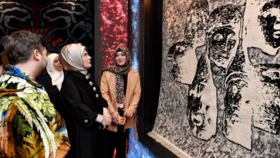 Emine Erdoğan'dan TİKAD'ın "Hayata Bağlayan İlmekler" projesine ilişkin paylaşım: