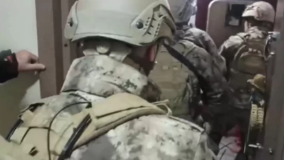 54 ilde 'Hücre-15' operasyonları: 334 gözaltı