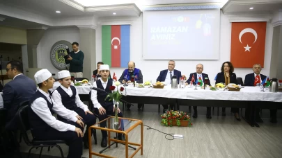 Türk kurum ve kuruluşların temsilcileri Bakü'deki iftarda buluştu