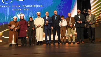 TDV, 8. Uluslararası İyilik Ödülleri'ni dağıttı