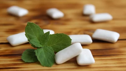 Sakız çiğnemek faydalı mı yoksa zararlı mı?