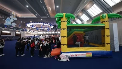 "Külliye'de Ramazan" etkinlikleri gençleri teknoloji ve eğlenceyle buluşturuyor