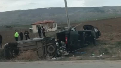 Çorum'da kaza: 7 kişi yaralandı
