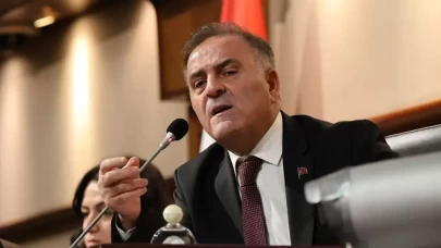 İBB Başkanlığı görevi Nuri Aslan'a devredildi