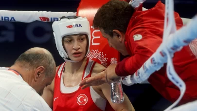 Buse Naz Çakıroğlu, Dünya Boks Şampiyonası’nda finalde!