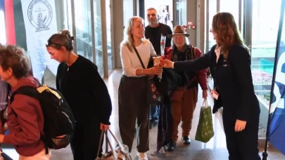 Dalaman 2025 turizm sezonunu açtı: İlk uçak İngiltere’den geldi