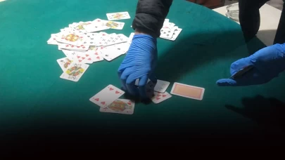 Erzincan'da kumar oynayan 4 kişiye 36 bin 988 lira ceza kesildi