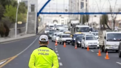 İstanbul'da bazı yollar trafiğe kapatıldı