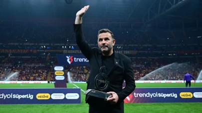 Okan Buruk, 100. Süper Lig maçında Antalyaspor karşısında