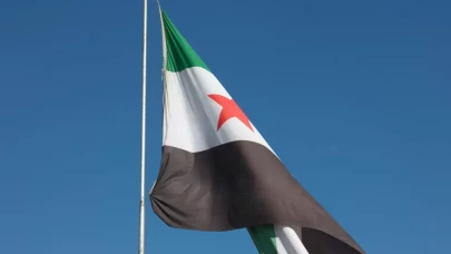 Suriye, İsrail'in Dera'ya düzenlediği hava saldırısını kınadı