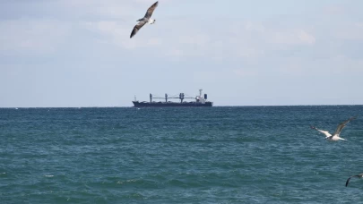 Tekirdağ'da lodos deniz ulaşımını aksattı!