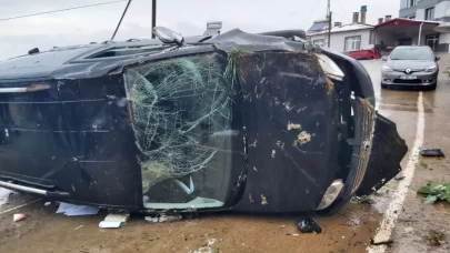 Rize'de araç takla attı : 1 yaralı