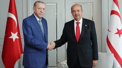 Cumhurbaşkanı Erdoğan, KKTC Cumhurbaşkanı Tatar ile görüştü