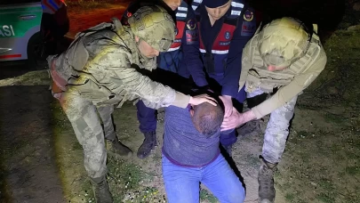 Jandarmadan nefes kesen operasyon! Kıskıvrak yakalandı