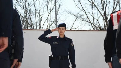 Kadın jandarmalar huzur ve güvenlik sağlamak için görevde