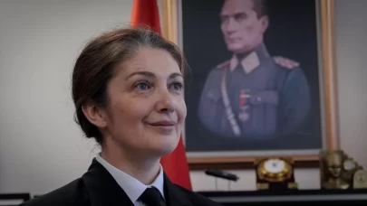 Tarihe geçen terfi! Cumhuriyet'in ilk kadın amirali Gökçen Fırat