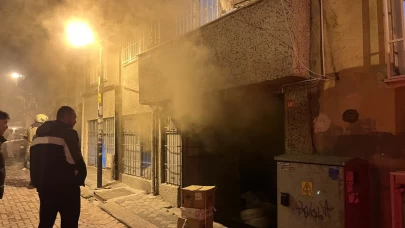 Zeytinburnu’nda kılıf imalathanesinde yangın