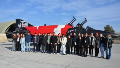 Ziyaretçiler, Hava Kuvvetleri Komutanlığına bağlı birlikleri gezdi