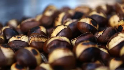 Kestane soymanın sırrı: Sokak satıcılarının gizli yöntemi ortaya çıktı